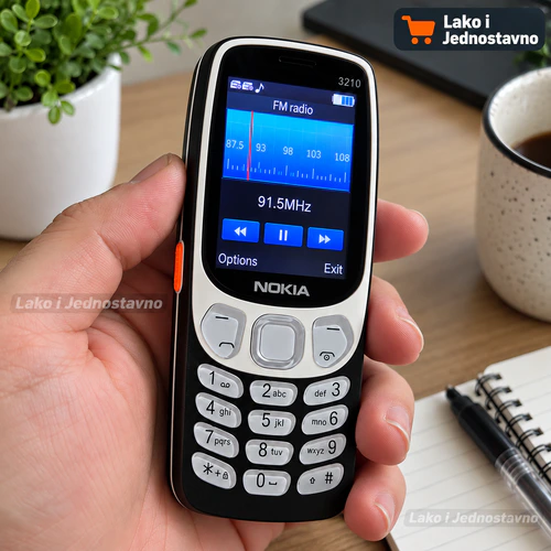 nokia-3210-fm-radio-tastatura Nokia 3210 u ruci sa uključenim FM radiom i fizičkom tastaturom